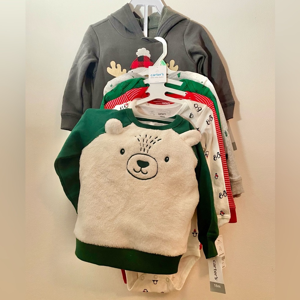NWT Carters 18month holiday bundle!